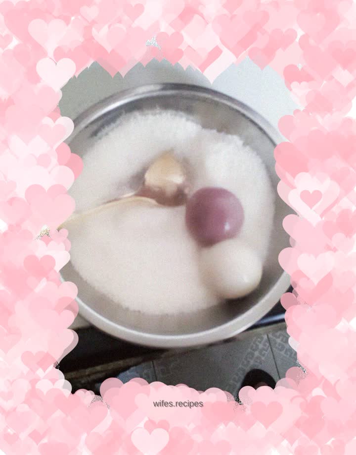 Wan Chai Pier exquisite glutinous rice balls red bean paste flavor