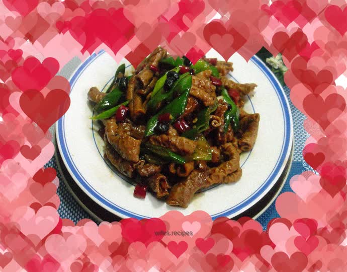 Pork Intestine with Chopped Pepper and Black Bean Sauce