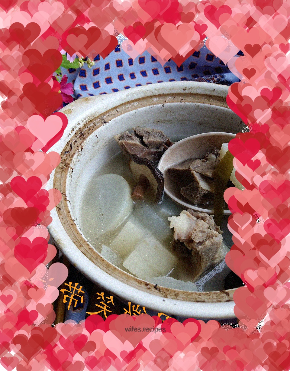 Bone radish soup