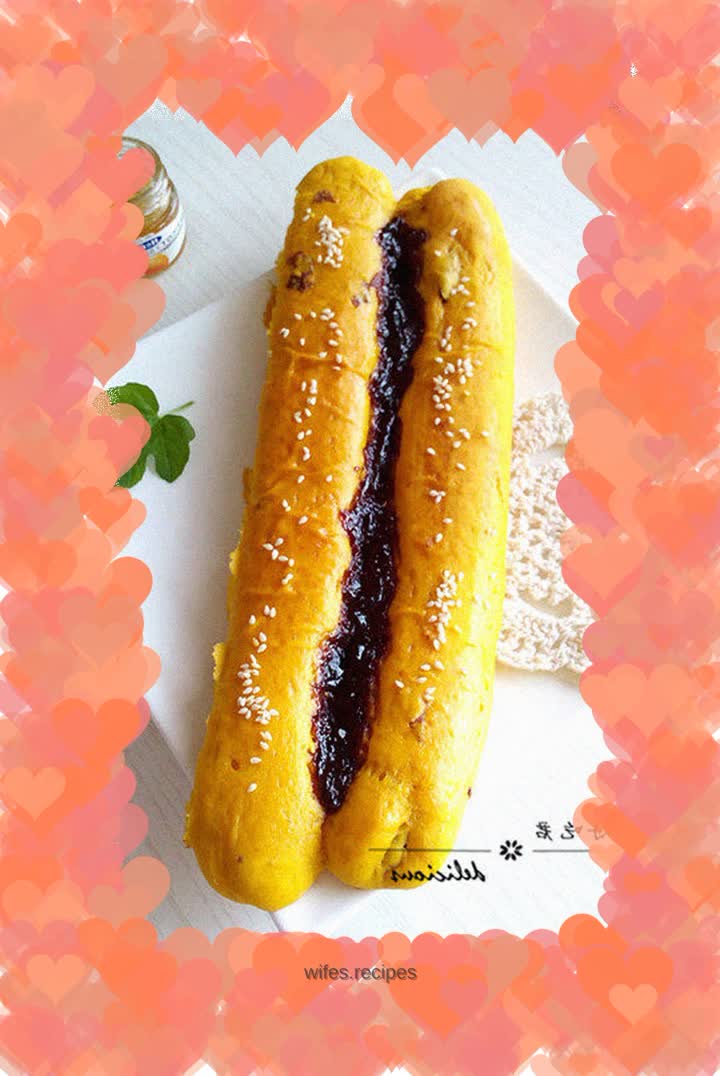 Pumpkin Cranberry Steak Buns