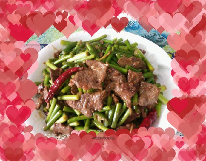 Pork liver with garlic sprouts