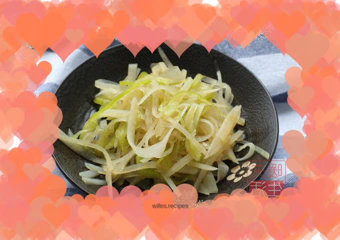 Stir-fried shredded potatoes