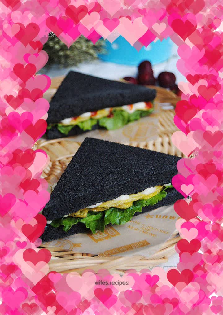 Bamboo Charcoal Cake Sandwich