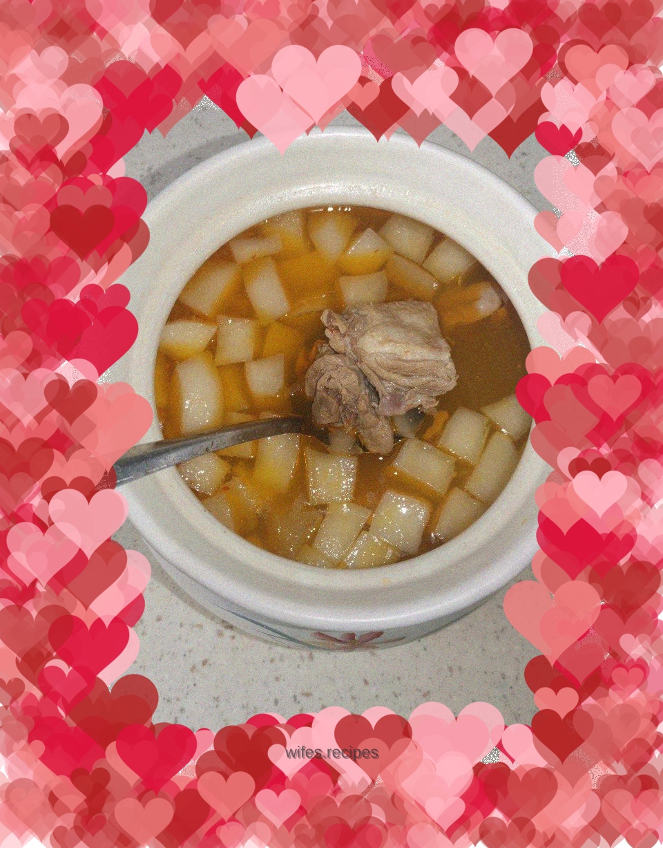 Sour radish and duck soup