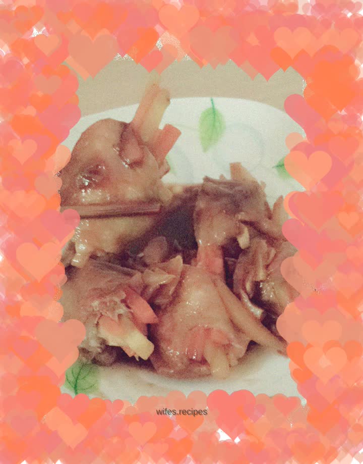 Boneless chicken wings and cabbage