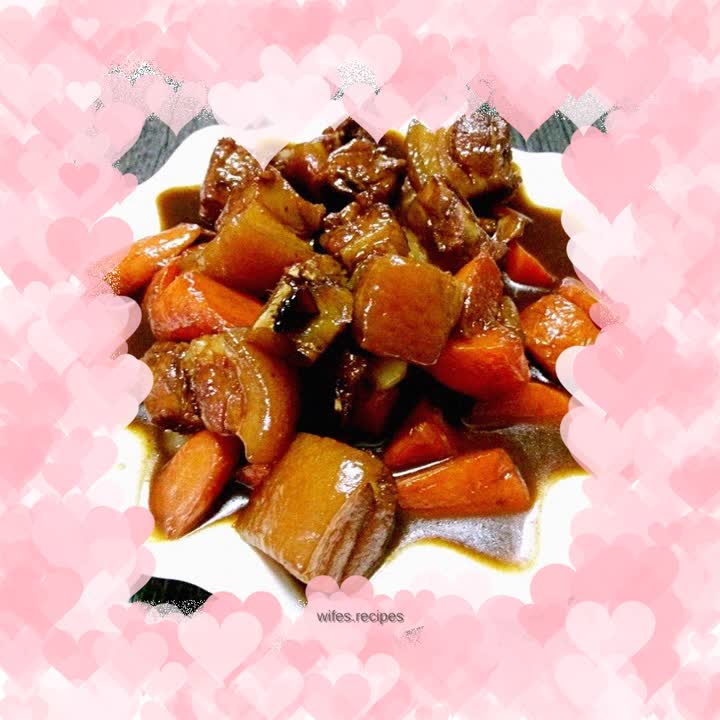 Braised pork belly with carrots