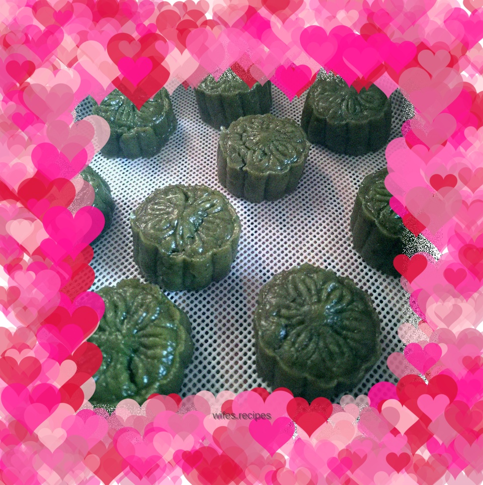 Sage grass green ball (Papa)