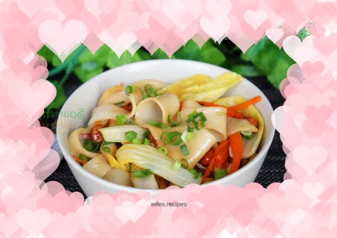 Large bowl of wide noodles