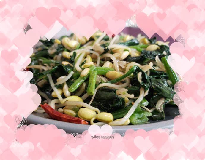 Stir-fried spinach and soybean sprouts