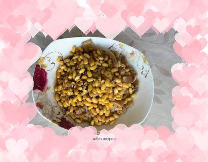 Garlic pork rinds and braised soybeans