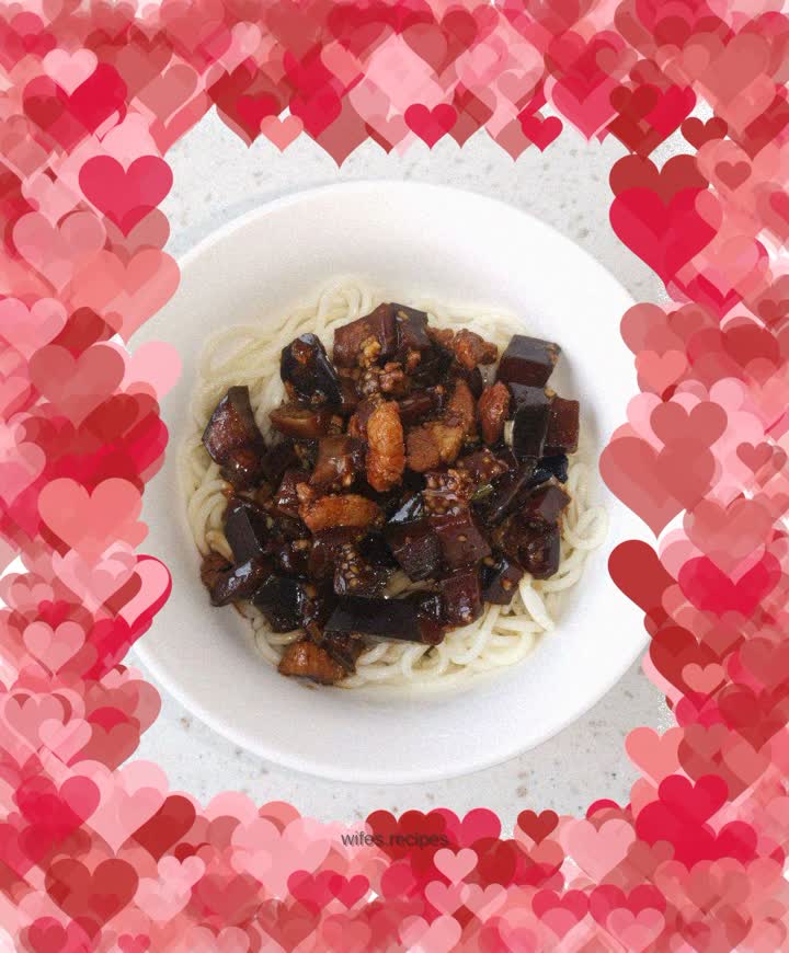 Braised noodles with diced eggplant