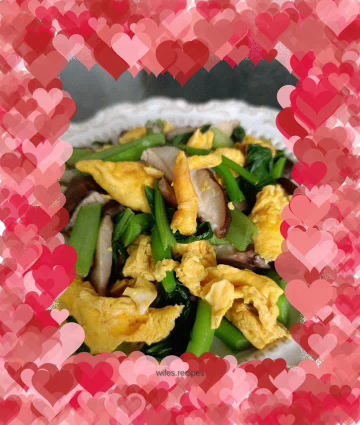 Scrambled Eggs with Vegetable Core and Shiitake Mushrooms