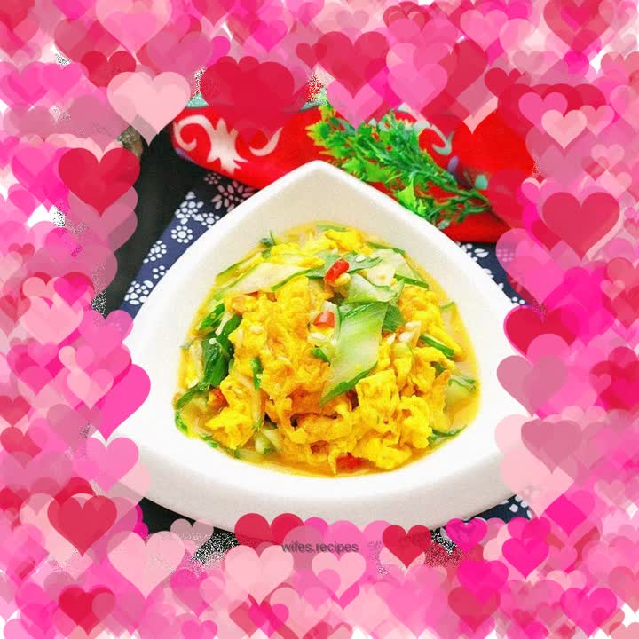 Cucumber scrambled eggs