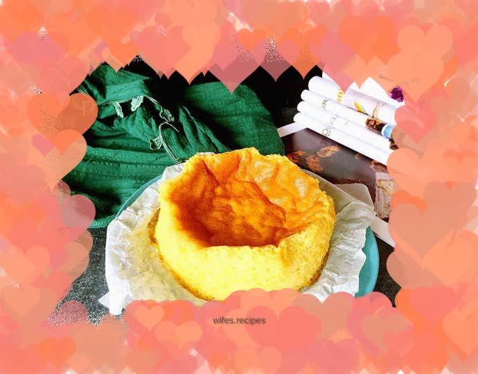 Honey concave cake