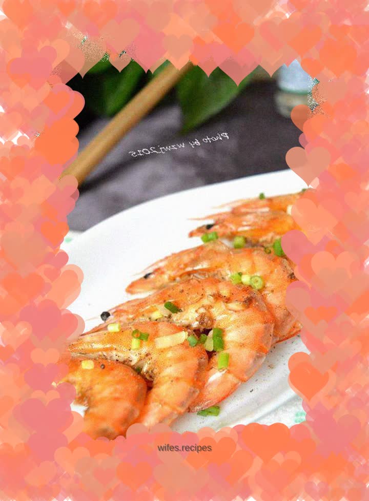 Grilled shrimp with black pepper flavor