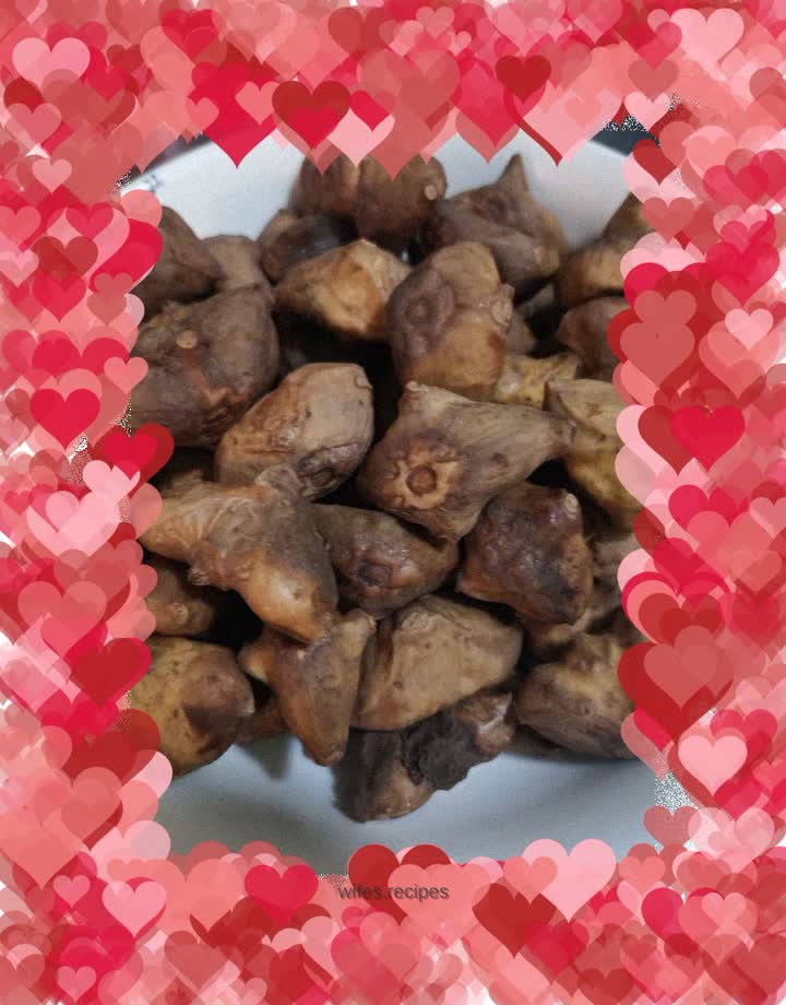 Boiled water chestnuts