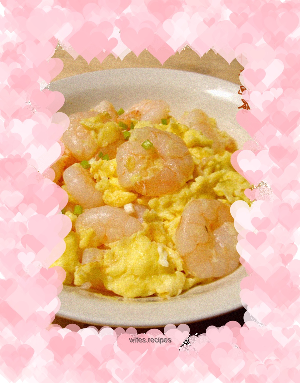 Shrimp with smooth egg