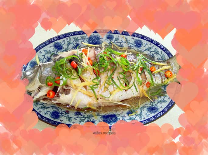 Steamed crucian carp
