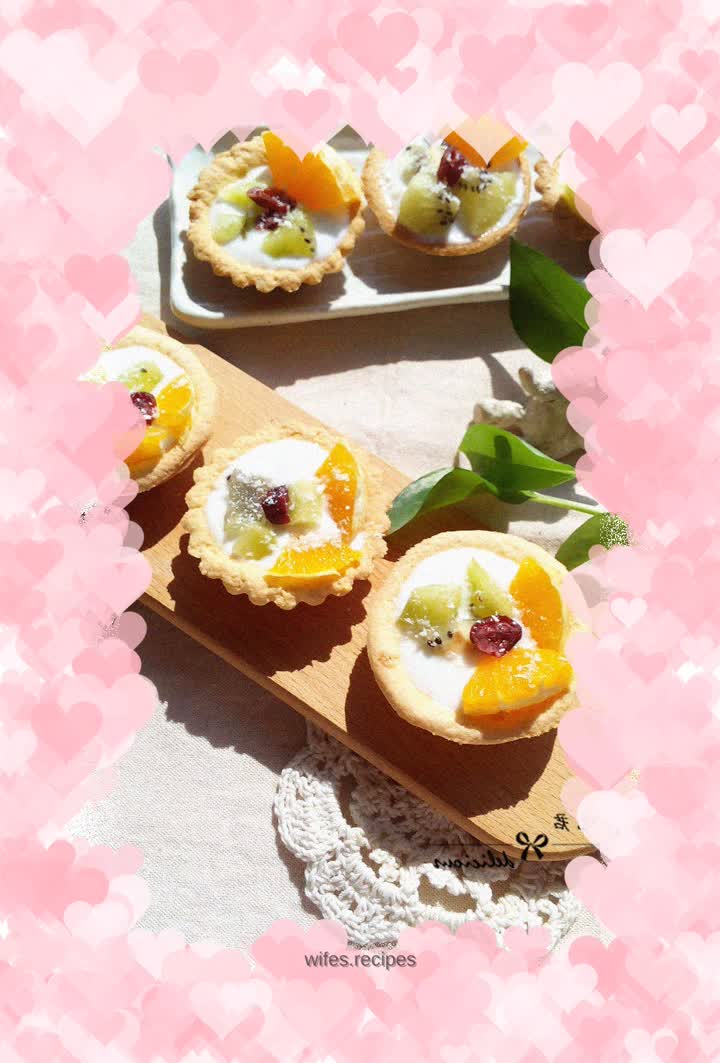 Yogurt fruit tart