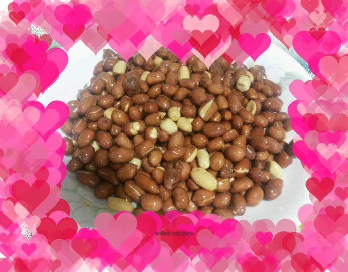 Fried peanuts