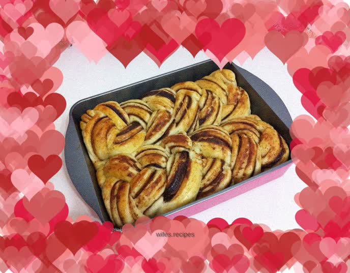 Date paste braided bread