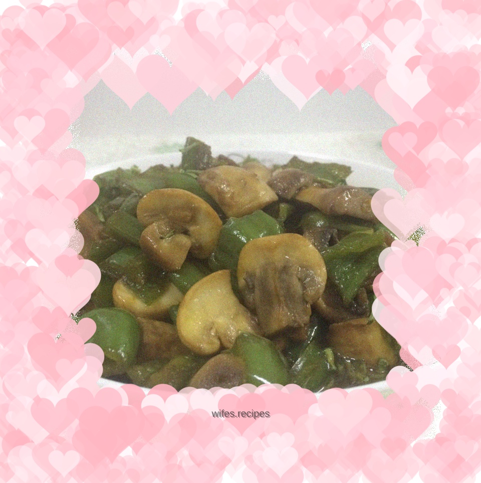 Green pepper and mushroom