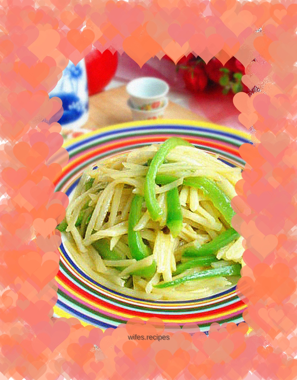 Green pepper and potato shreds