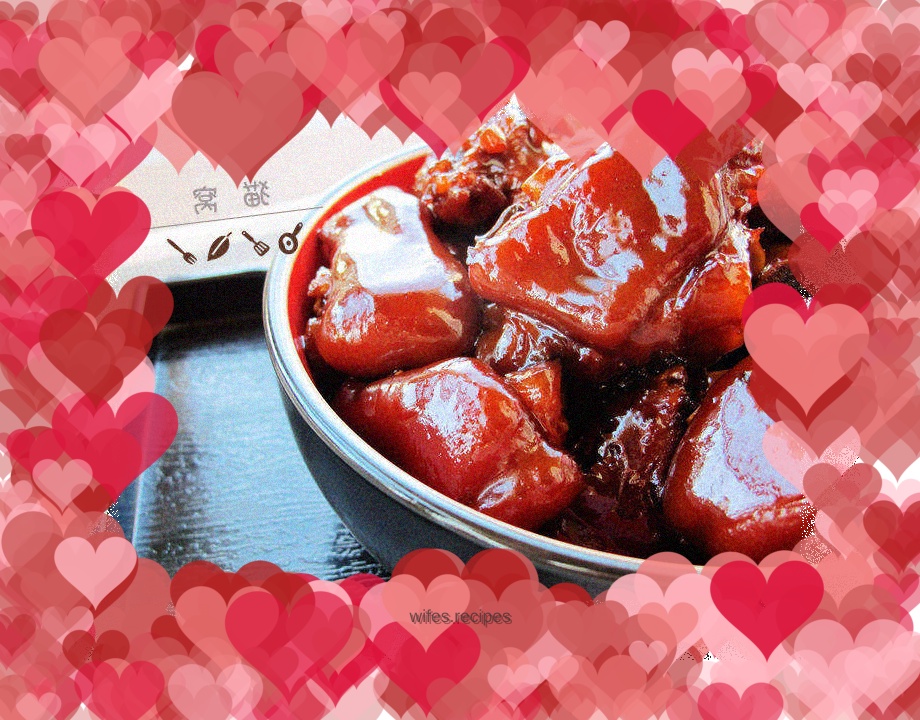 Braised pork trotters