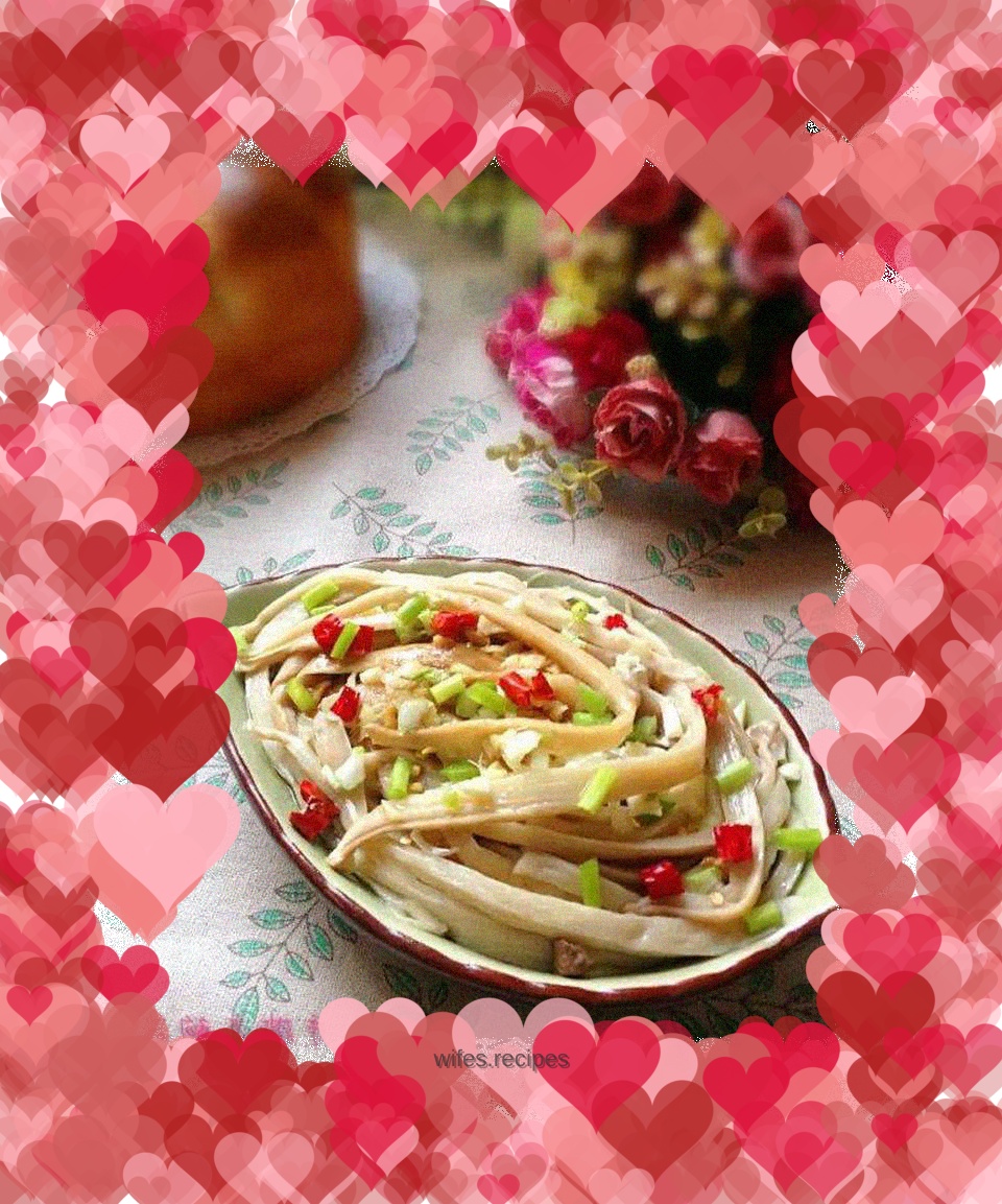 Shredded king oyster mushrooms