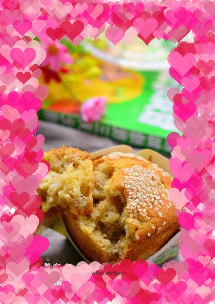 Still learning to bake--Lemon Banana Muffins