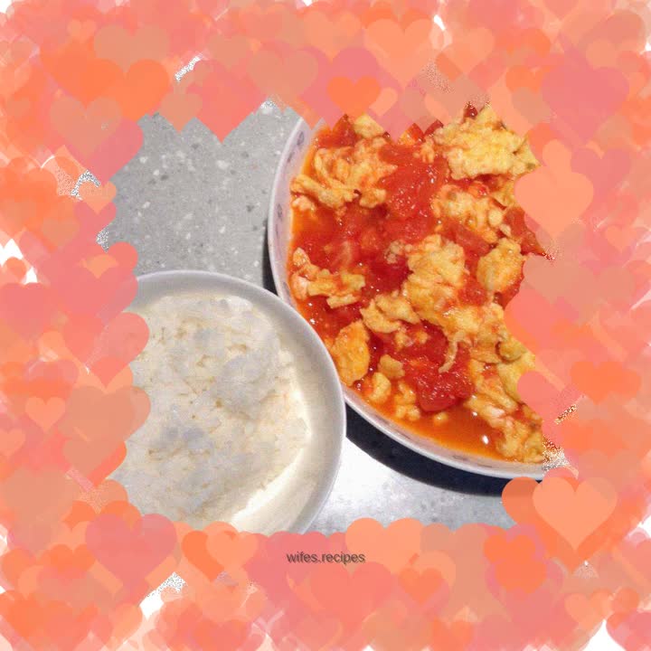 Scrambled eggs with tomatoes