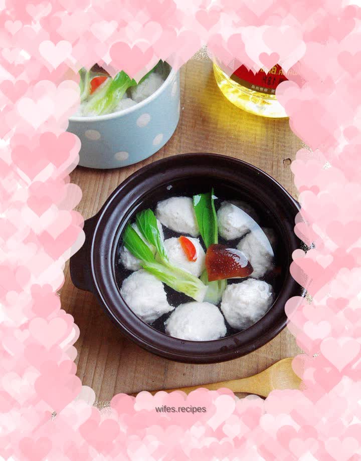 Fish balls in clear soup