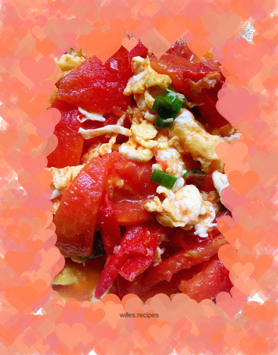 Scrambled eggs with tomatoes