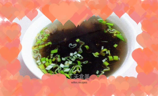 Seaweed and shrimp skin soup