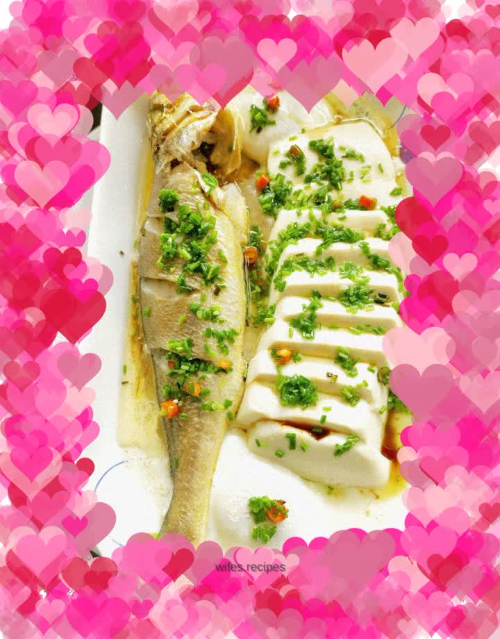 Steamed tofu with cucumber and fish