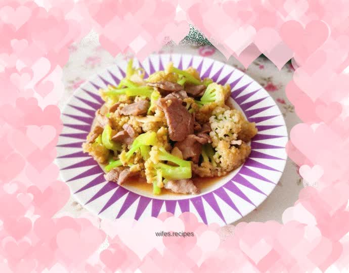 Stir-fried pork slices with cauliflower