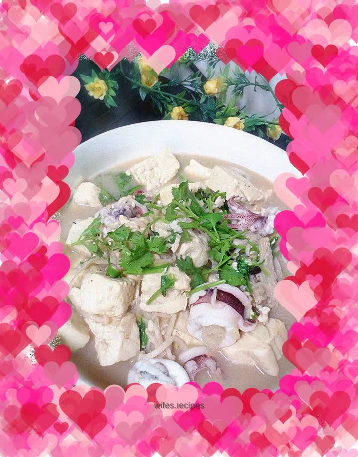 Enoki Mushroom Seafood Stewed Tofu