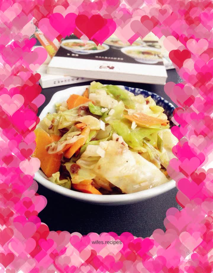 Cabbage mixed with carrots