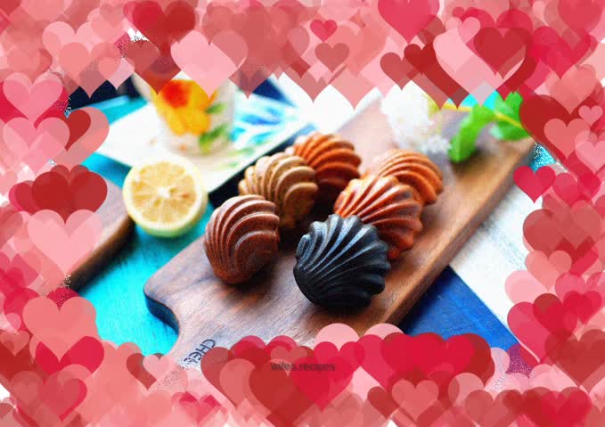 Japanese madeleine shell cake