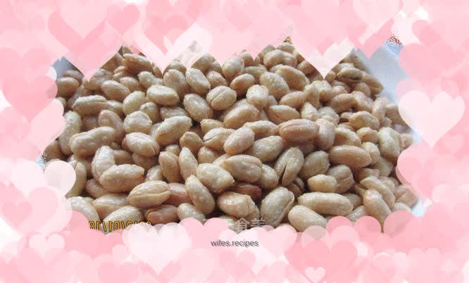 Salted peanuts