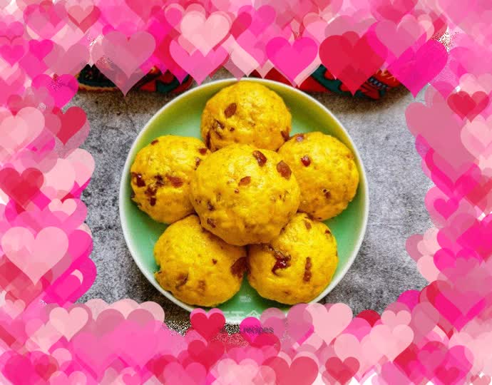 Pumpkin, Oatmeal and Red Date Steamed Buns