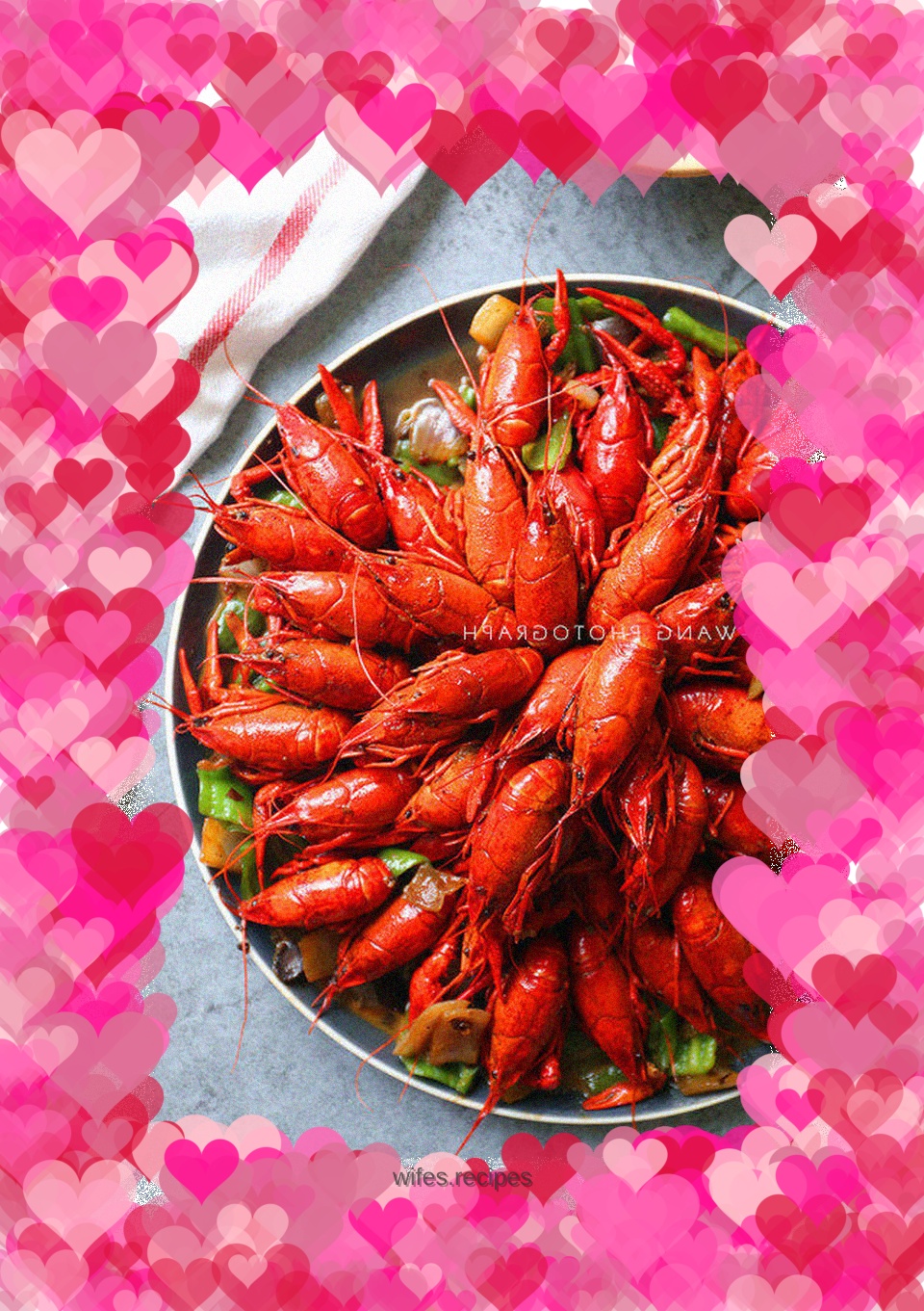 Spicy thirteen-flavor crayfish