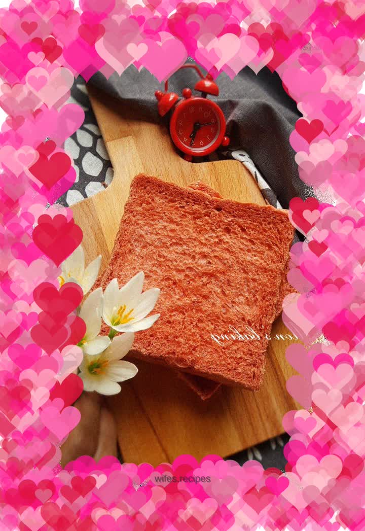 red toast