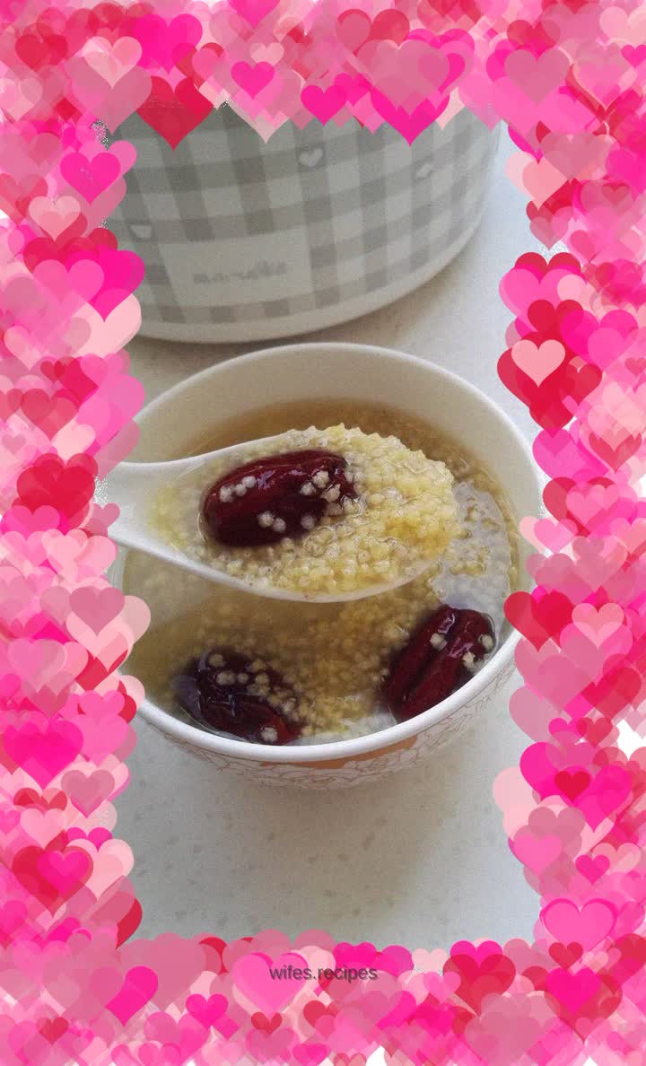 Red dates and millet porridge