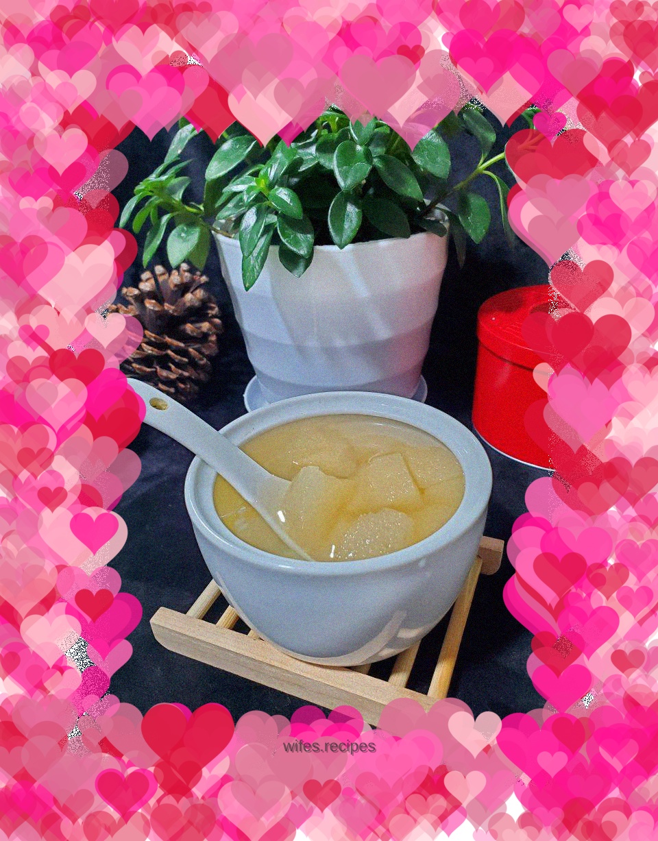 Stewed Sydney Pear with Rock Sugar