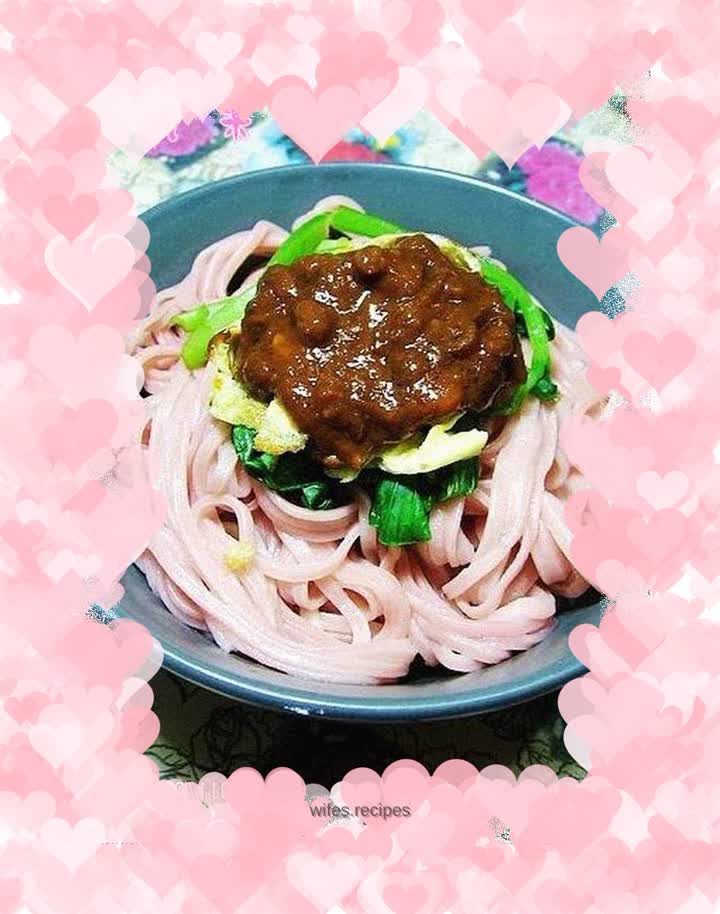 Amaranth Sauce Fried Noodles