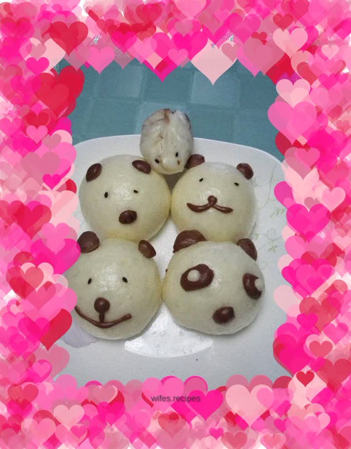 Kung Fu Panda vs. Pig Man~Purple Sweet Potato Blueberry Sesame Bun