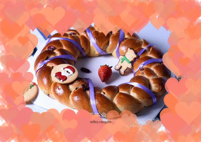 Christmas wreath bread