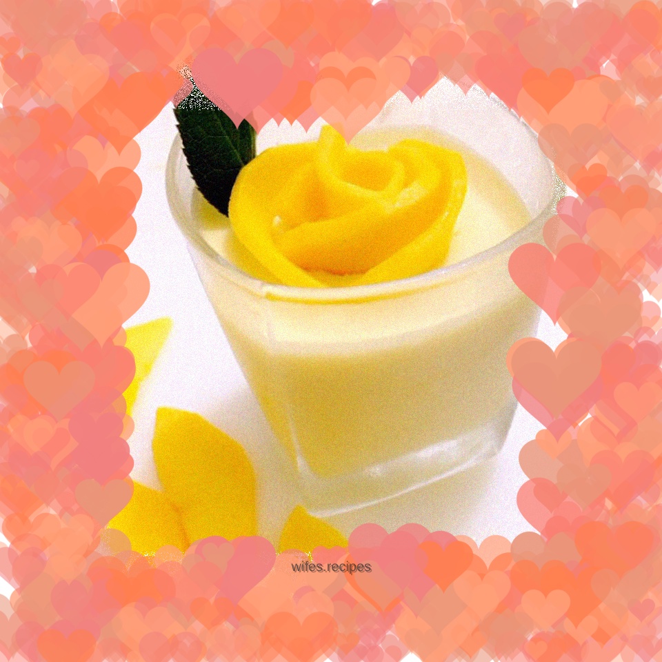 Mango mousse cup