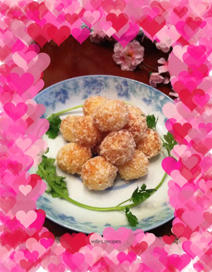 Soft and glutinous yam balls